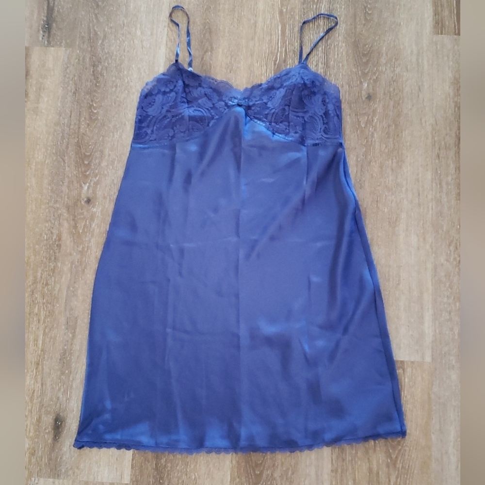 vintage retro Mystique Intimates blue lace midi nightgown slip lingerie, Size M